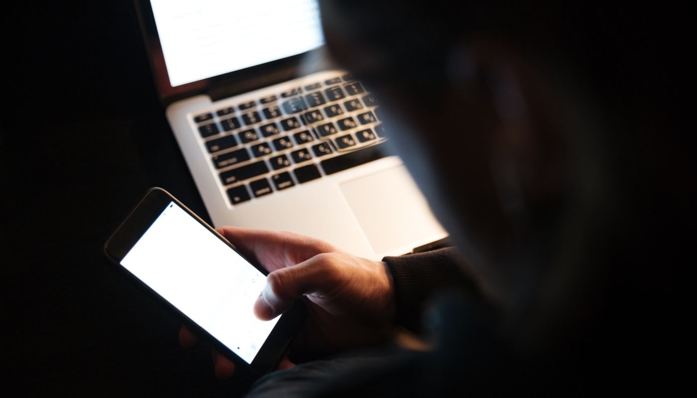 ¿Cómo combatir la extorsión en el celular? Especialista IBERO ofrece consejos para no caer en fraudes