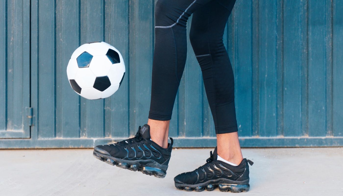 ¿Más grasa corporal puede hacer que un futbolista corra menos en un partido? Especialista IBERO revela factores