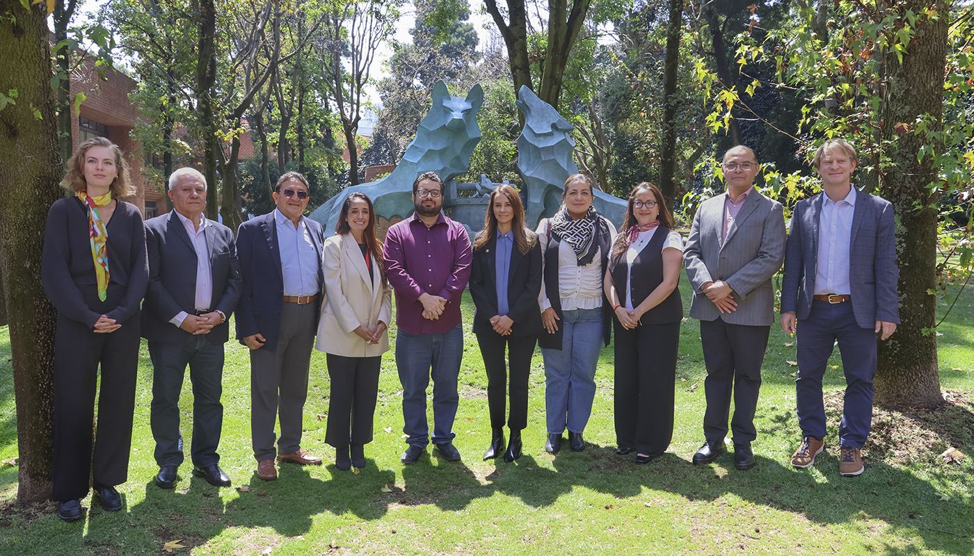 IBERO colaborará con Naucalpan en saneamiento del Río Hondo y proyecto de tren ligero