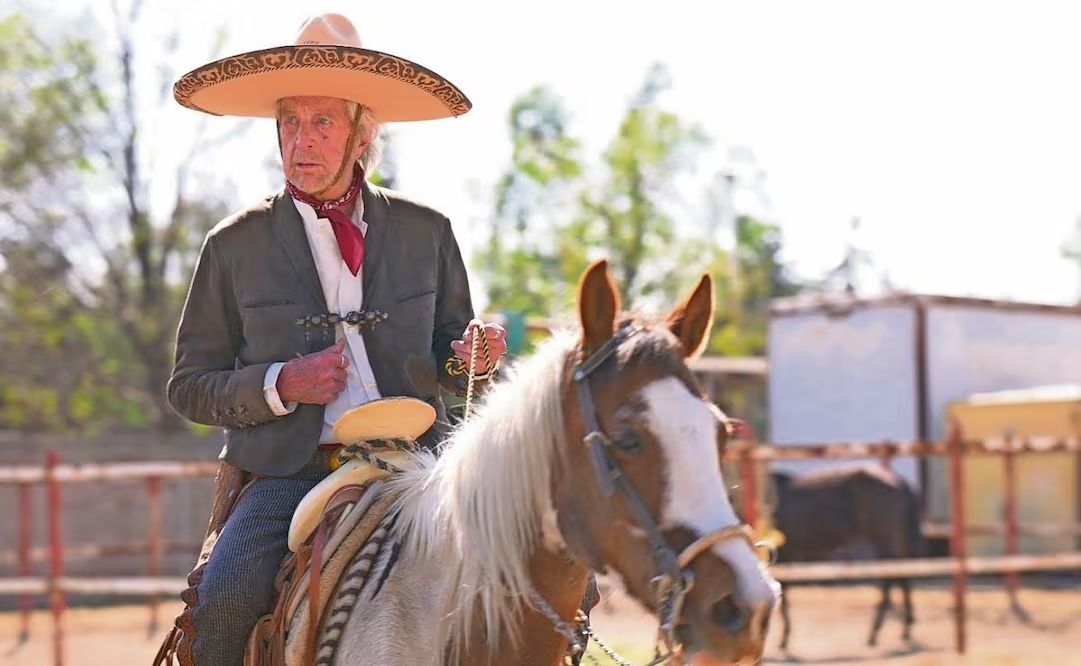 Hugo Stiglitz deja su retiro actoral para ser dirigido por el egresado IBERO Fabio Colonna en cortometraje