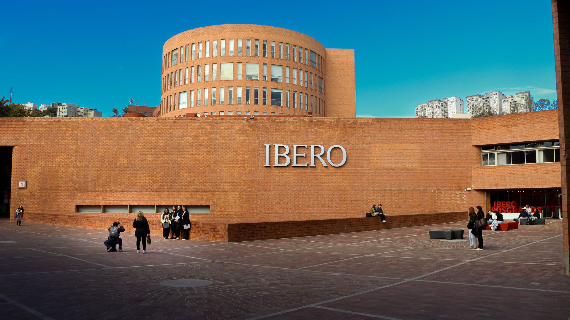 Revista de la IBERO ‘Sobre México. Temas de Economía’ recibe reconocimiento nacional por su calidad y acceso abierto