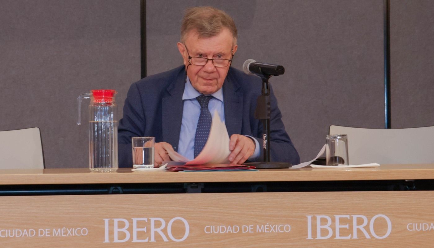 Roger Chartier en la IBERO: ¿La IA está transformando la lectura o poniendo en riesgo nuestra relación con el conocimiento?