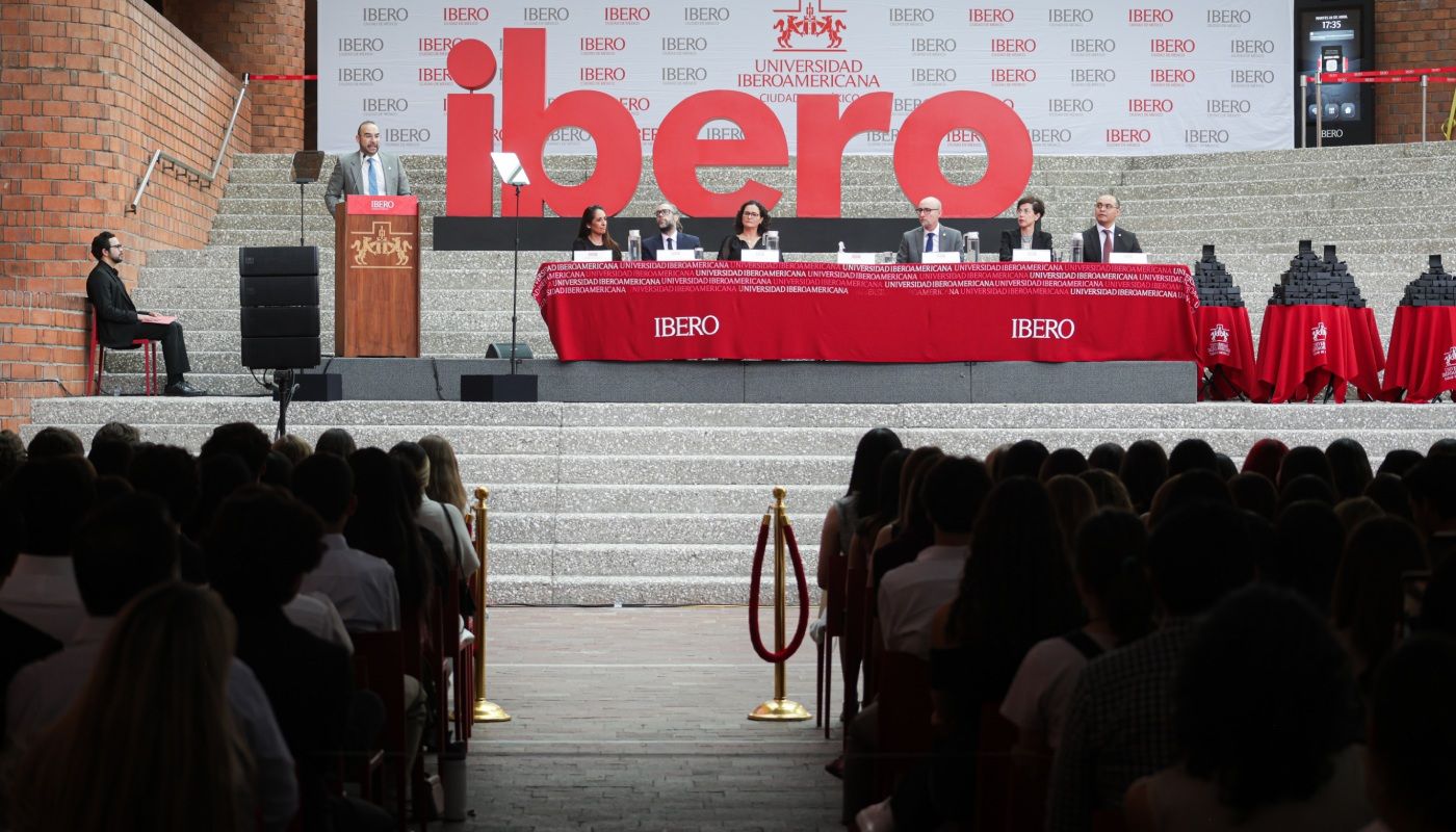 ceremonia-becas-ibero9.jpg