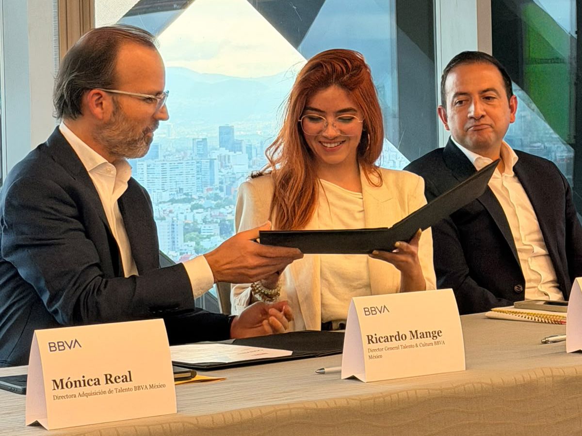 IBERO y BBVA firman convenio para impulsar el talento y la innovación