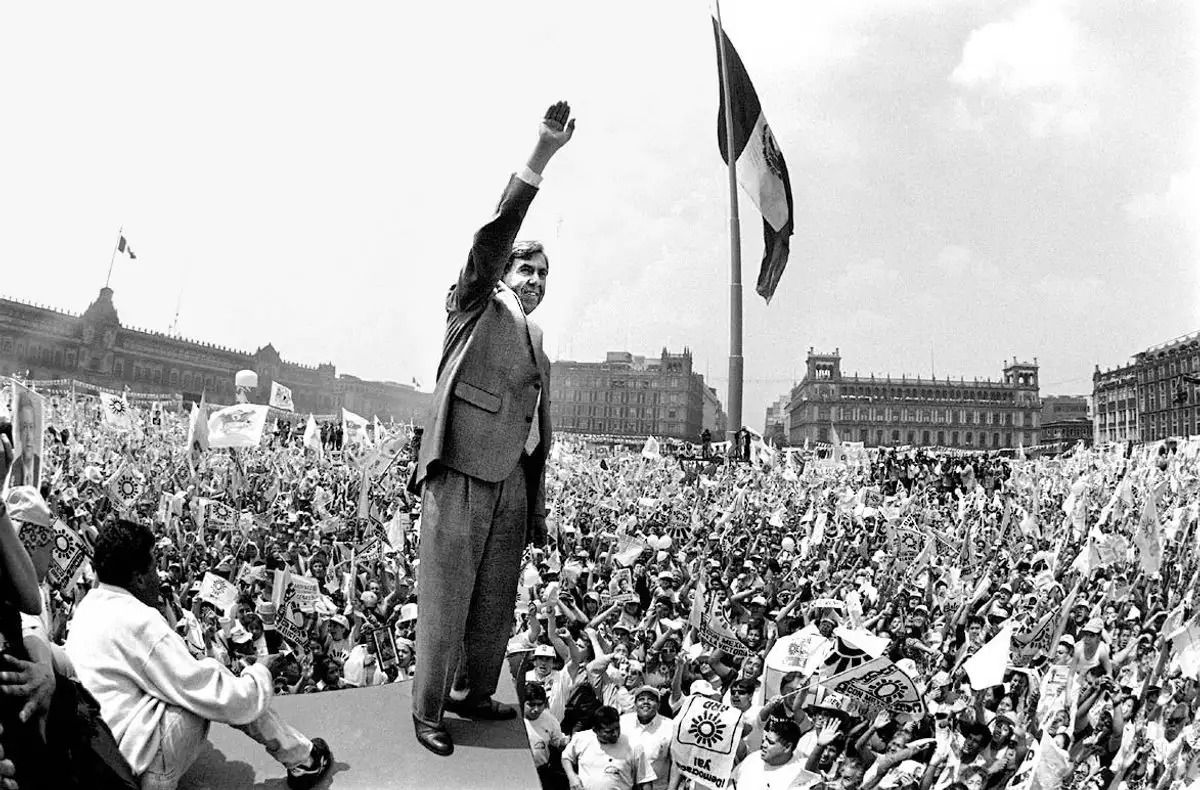 ¿Cuauhtémoc Cárdenas cambió para siempre la democracia mexicana? Libro de Ediciones IBERO recupera 30 años de disputas por la Presidencia