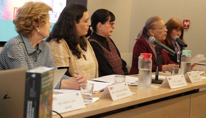 Presentan libro con enfoques feministas de transformación intercultural en la IBERO