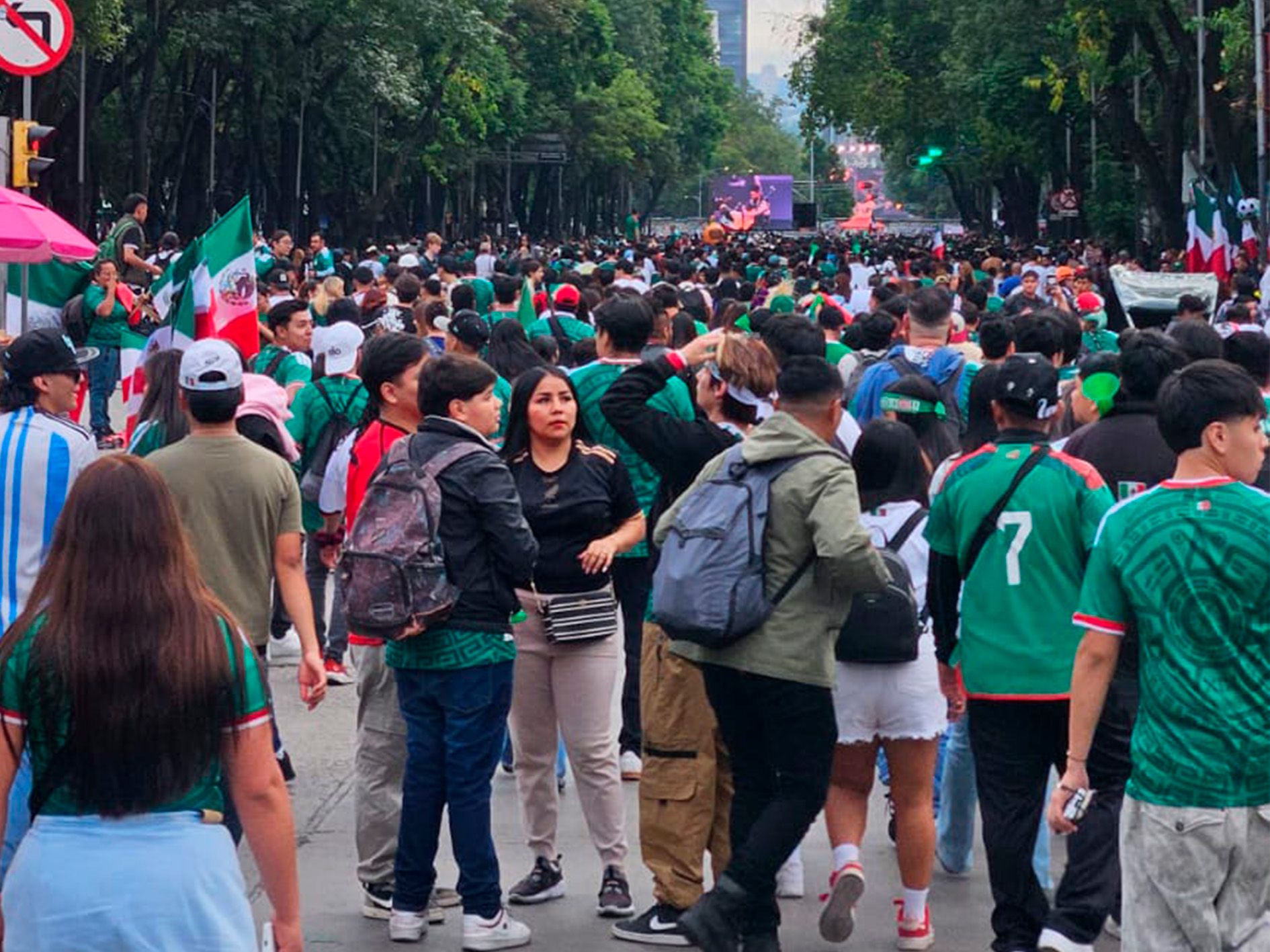 Derrama millonaria del Mundial no alcanzará para acelerar la economía de México, lamenta académica IBERO